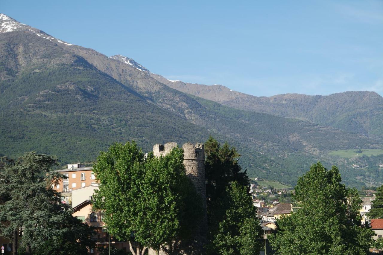 Appartamento A 100 Metri Da Piazza Della Repubblica Aria Condizionata Aosta Exterior photo